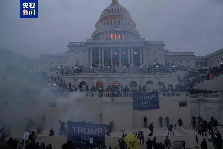 大选倒计时<strong></p>
<p>专户理财</strong>，7802万人已投票！49%比48%，特朗普在最关键“摇摆州”领先！防弹玻璃、铁丝网、钢板门、狙击手，美国多州加强安保