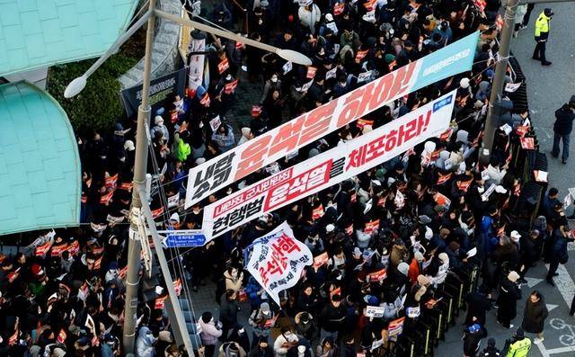 弹劾尹锡悦动议破产<strong></p>
<p>多盈理财</strong>，韩国执政党耍无赖：人不交、总统权力也不交