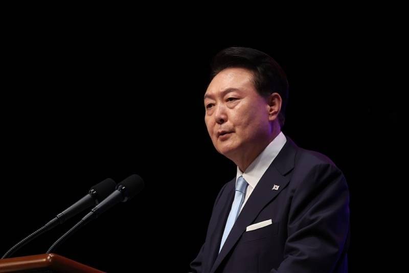 韩国法院对尹锡悦发布逮捕令<strong></p>
<p>投资理财哪个好</strong>！专家称仍可能通过安全部门反抗