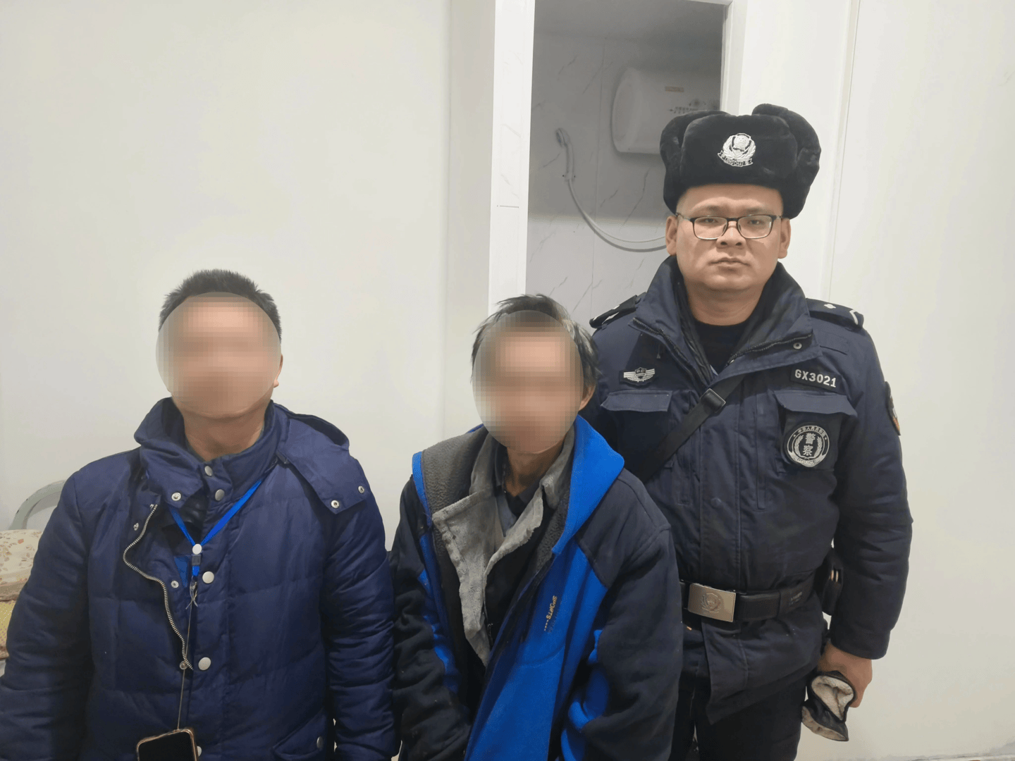 男子失联17年流落乌鲁木齐打工生病<strong></p>
<p>建行的理财产品</strong>，警方相助帮他找到亲人！弟弟：我们一直在找他