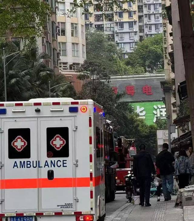 “右眼几乎失明<strong></p>
<p>少儿理财</strong>，手部截肢”！广州一男孩在家做实验被炸伤，最新情况