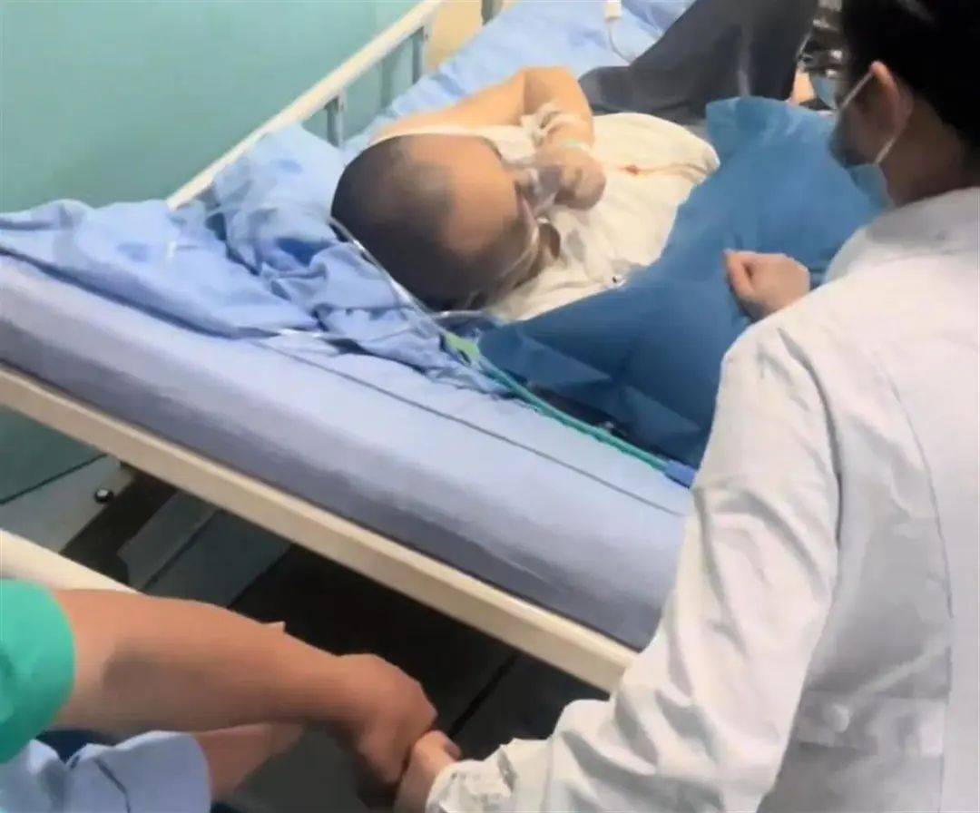 突发讣告！他已去世<strong></p>
<p>小额投资理财</strong>，从确诊到离世仅1个月！