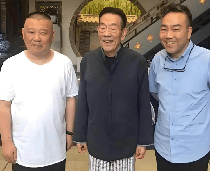 郭德纲发文悼念相声演员杨少华<strong></p>
<p>好好理财</strong>，李金斗称杨少华在午休时安详辞世，生前状态良好