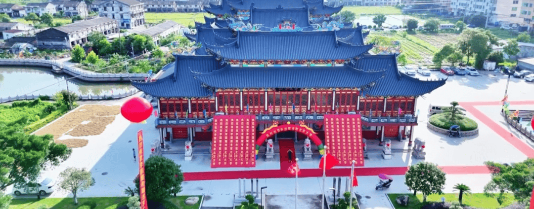 温州一李姓孩子考上北大<strong></p>
<p>微信理财通基金</strong>，当地在李氏宗祠大办仪式，还“惊动了宗族长老”，当地回应