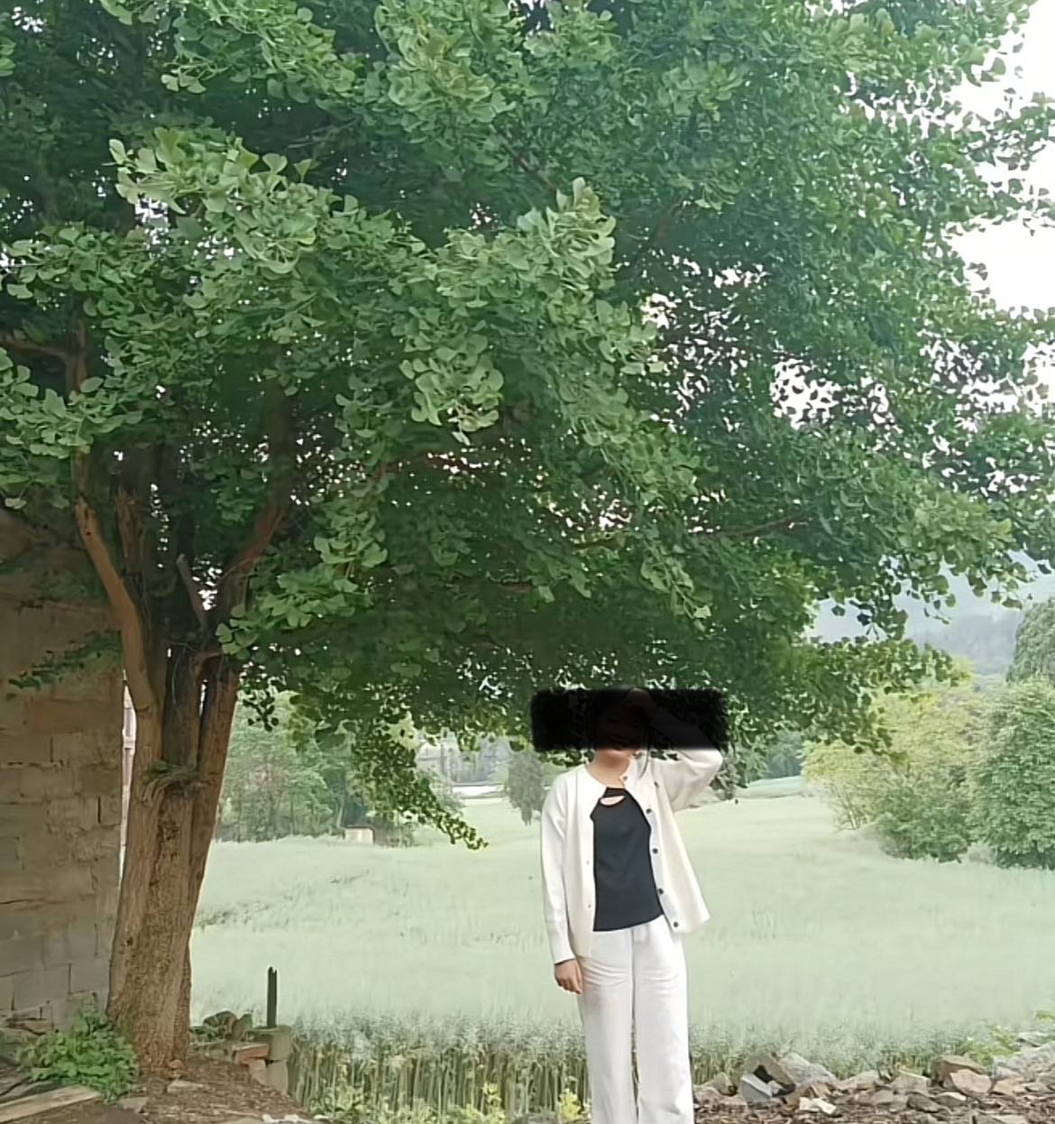 云南曲靖一女孩被同班男生送回家途中杀害<strong></p>
<p>香港理财产品</strong>，当地警方介入，家属发声