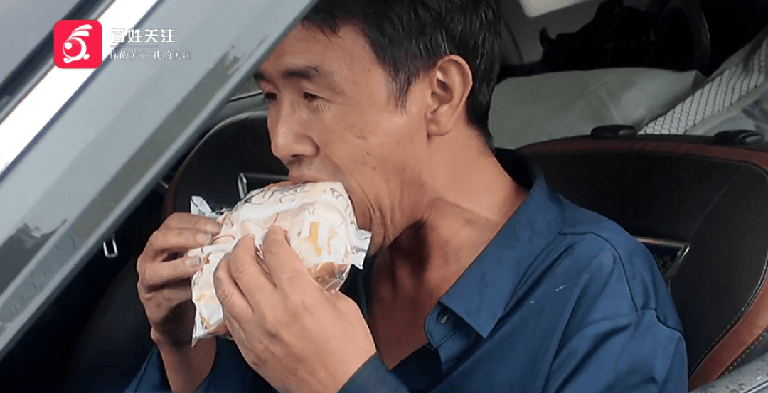 心酸！12岁男孩“独居”贵阳一安置房内<strong></p>
<p>虚拟币提款到银行卡要多久</strong>，父亲回应：迫于无奈，因为……