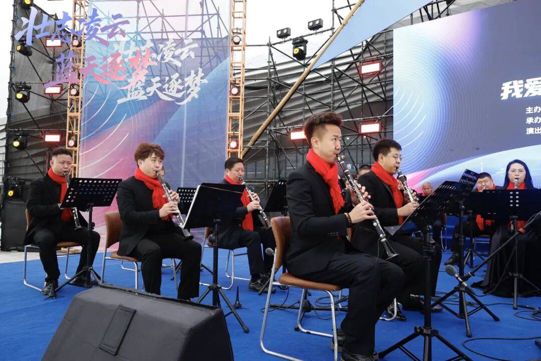 DNA彻底动了！全场跟唱<strong></p>
<p>虚拟币鱿鱼币代码</strong>，这氛围太顶了！