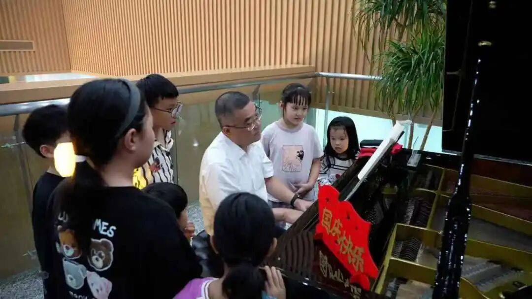 金坛图书馆国庆中秋活动精彩回顾 | 举国同欢庆<strong></p>
<p>飞耳虚拟币</strong>，月满聚中秋
