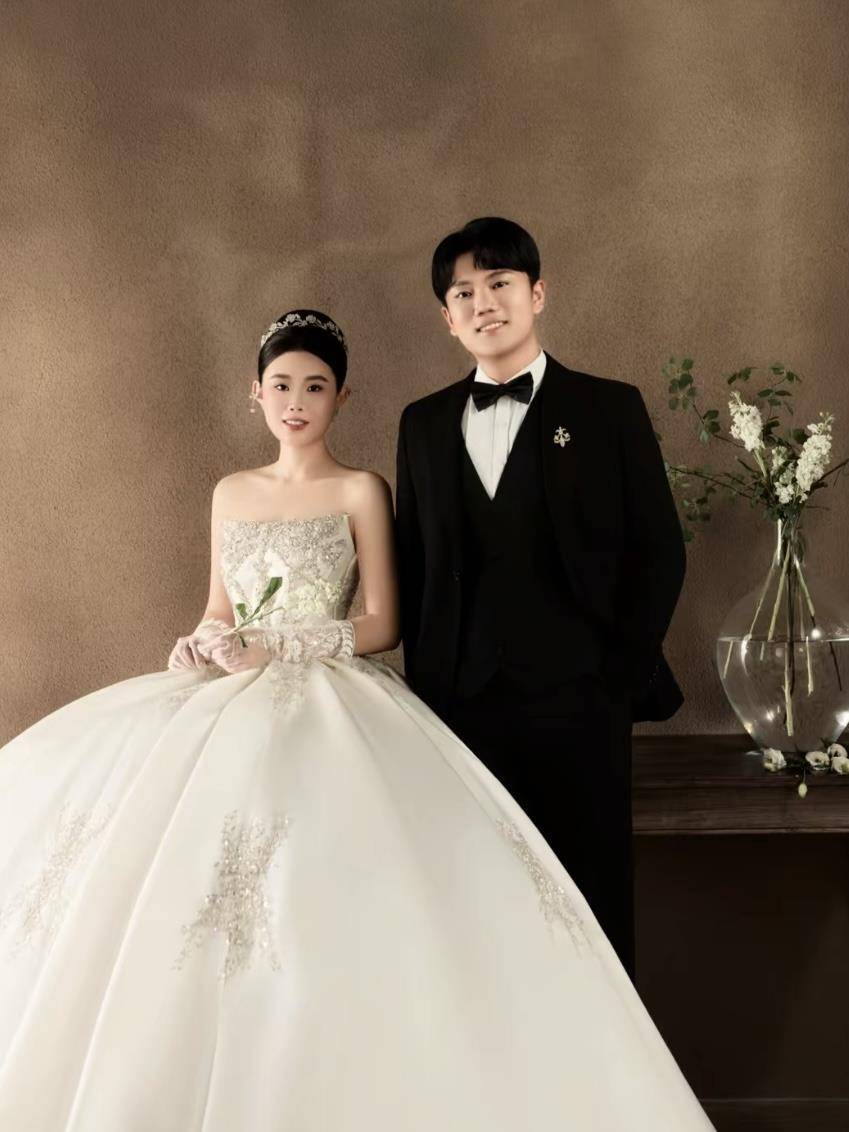 “千万富翁”解克锋儿子解清帅将举办婚礼<strong></p>
<p>虚拟币能当钱用吗</strong>，解克锋：很开心，邀请了部分寻亲家长参加