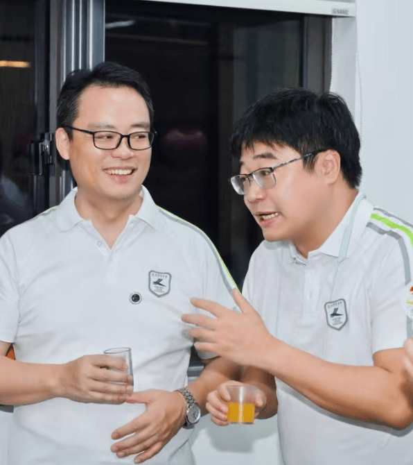 那个让老师骄傲的“调皮”班级！30年同学聚会<strong></p>
<p>虚拟币能当钱用吗</strong>，还伴有一封来自贵州的感谢信