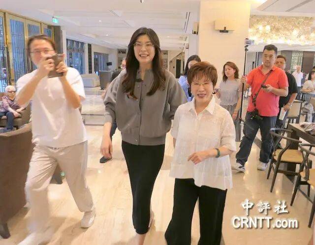 到底支持谁当党主席？当着郑丽文的面<strong></p>
<p>虚拟币b单位</strong>，洪秀柱说出了自己的答案