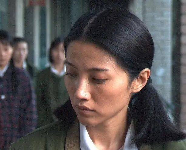 52岁影后颜丙燕公开小20岁男友：他知道我将步入更年期<strong></p>
<p>虚拟币b单位</strong>，已甜蜜相恋5年，两人出门必须手拉手