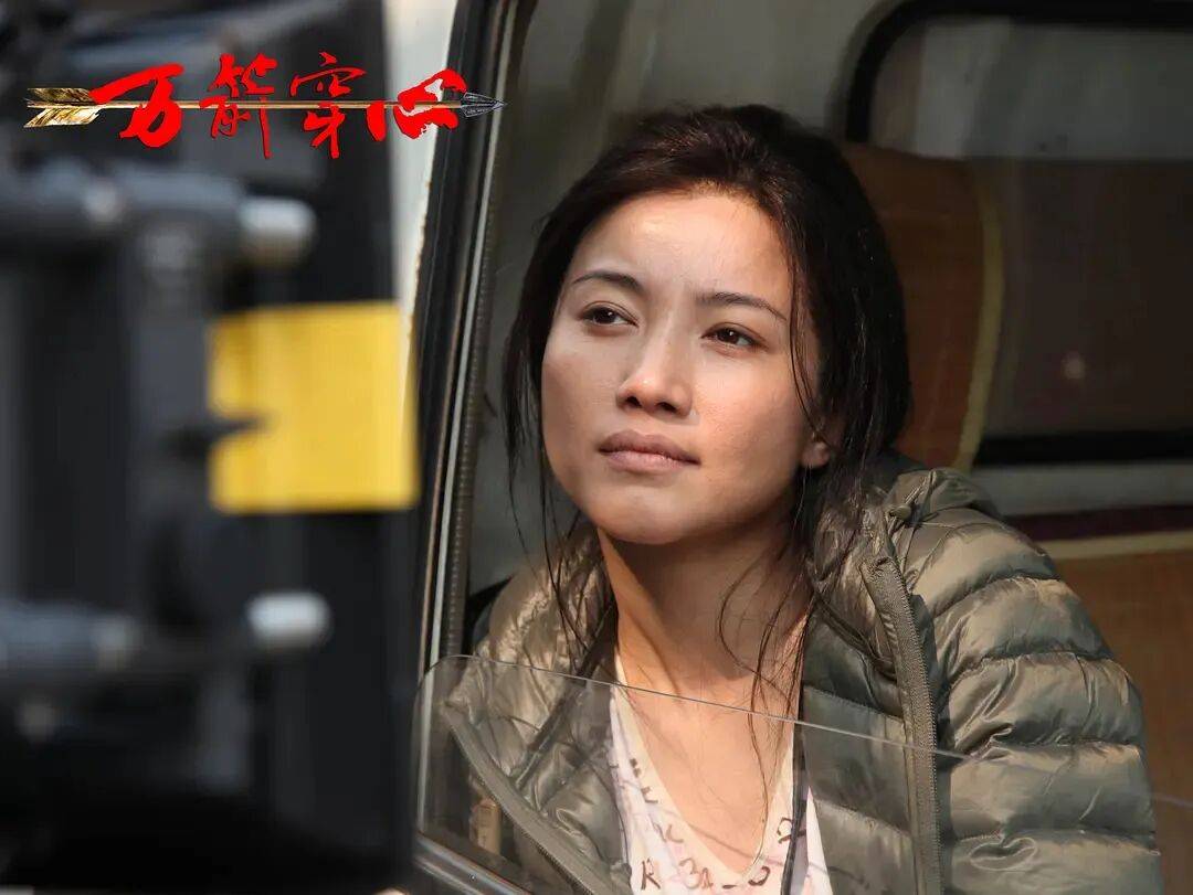 52岁影后颜丙燕公开小20岁男友：他知道我将步入更年期<strong></p>
<p>虚拟币b单位</strong>，已甜蜜相恋5年，两人出门必须手拉手