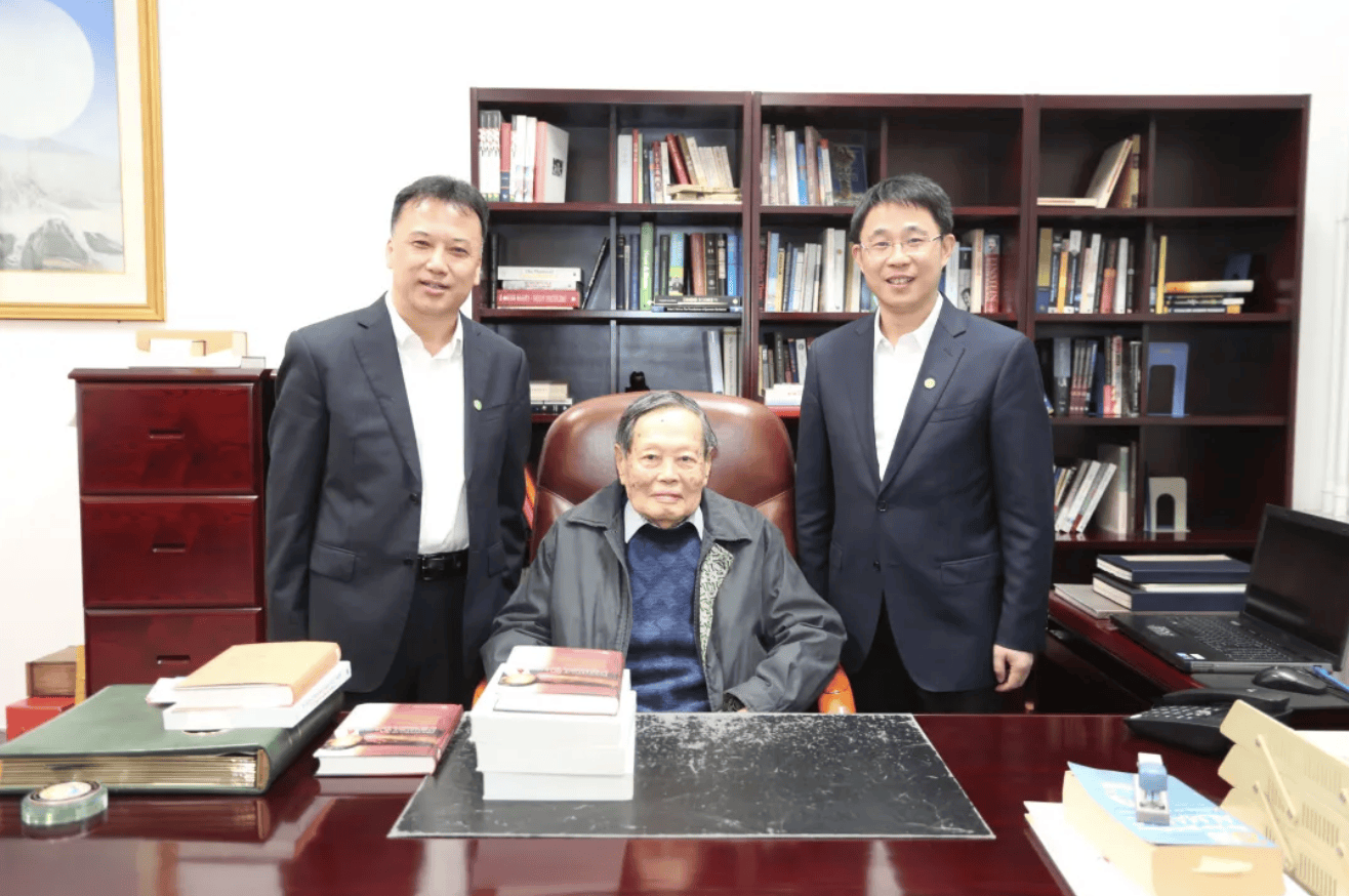 杨振宁为什么连续32年担任东莞理工学院名誉校长<strong></p>
<p>虚拟币数量扩容20000倍</strong>？