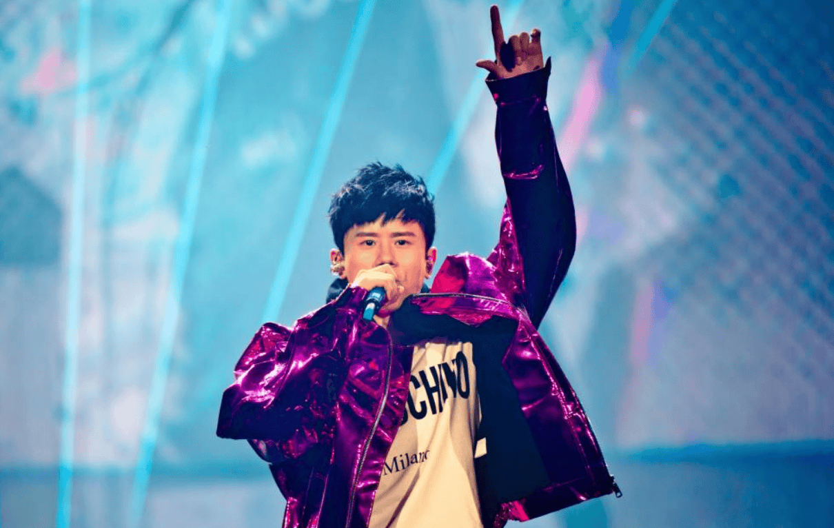 把陈粒“引爆”的耳返<strong></p>
<p>虚拟币KBOX</strong>,为啥让这么多歌手又爱又恨