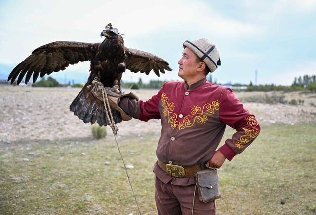 青年说 | 到中亚<strong></p>
<p>防范虚拟币炒作风险</strong>,奔赴一场激动人心的“探秘”