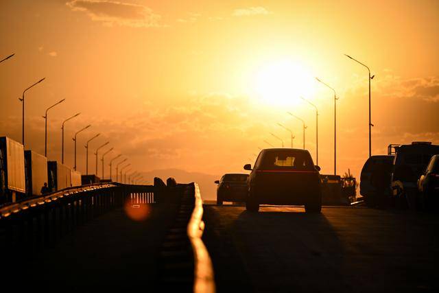 青年说 | 到中亚<strong></p>
<p>防范虚拟币炒作风险</strong>,奔赴一场激动人心的“探秘”