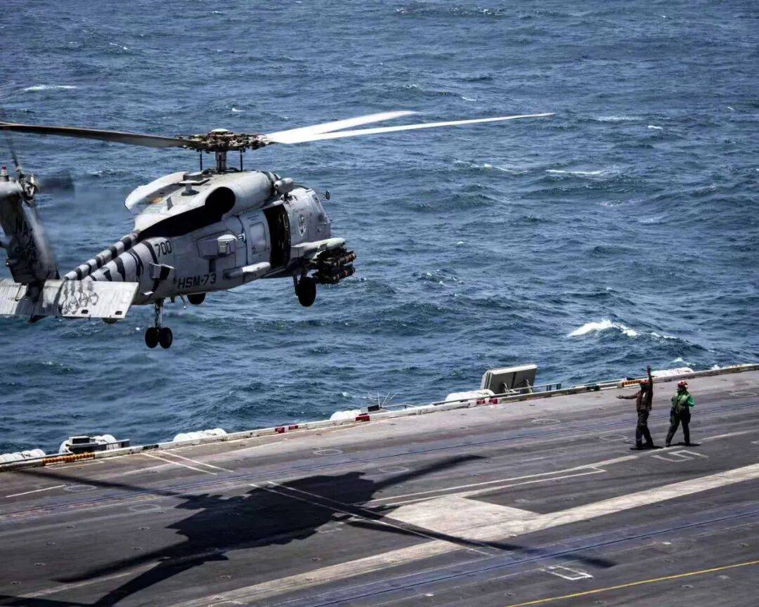 美海军在南海连摔两架飞机<strong></p>
<p>虚拟币dsg</strong>,因电磁攻击?中国军号发文