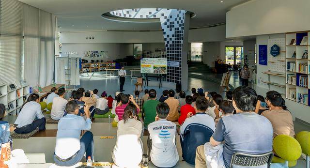 30年600公里408座站<strong></p>
<p>虚拟货币换人民币比例</strong>，深圳规划“小站名”洞见城市“大发展”