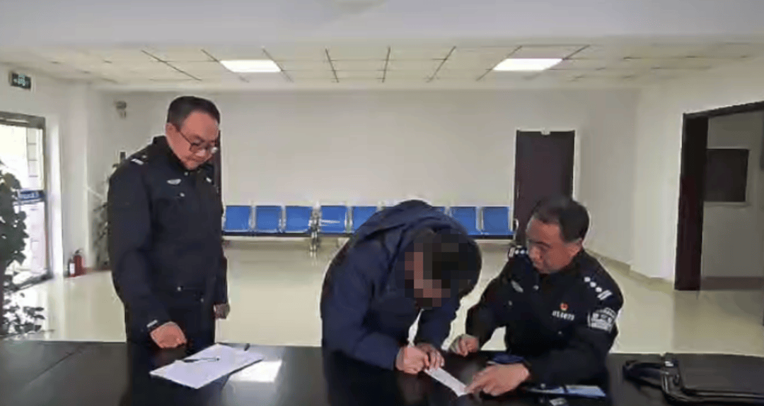 8人穿“警服”为婚礼开路？后续来了<strong></p>
<p>电子钱包截图</strong>！