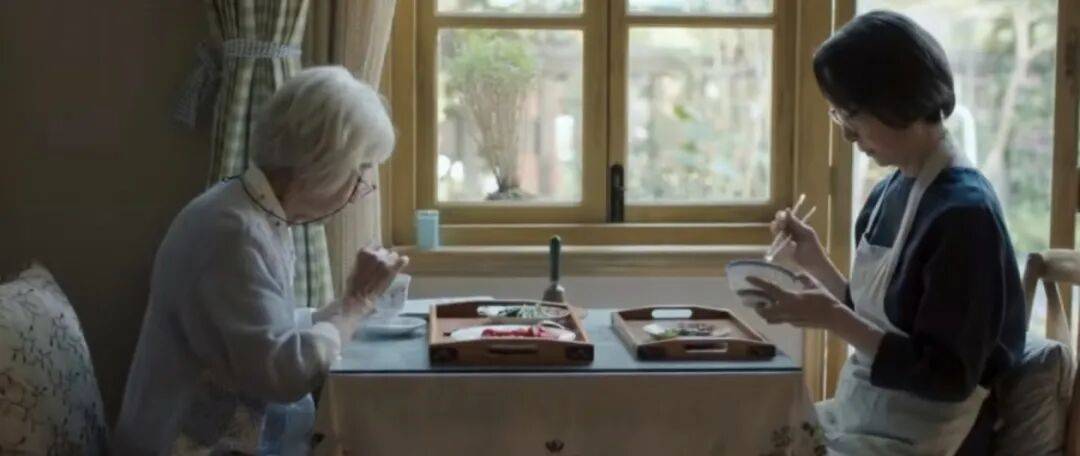 第一批丁克老后<strong></p>
<p>国内玩虚拟币</strong>，“伴侣能陪一程，但最后都要靠自己”