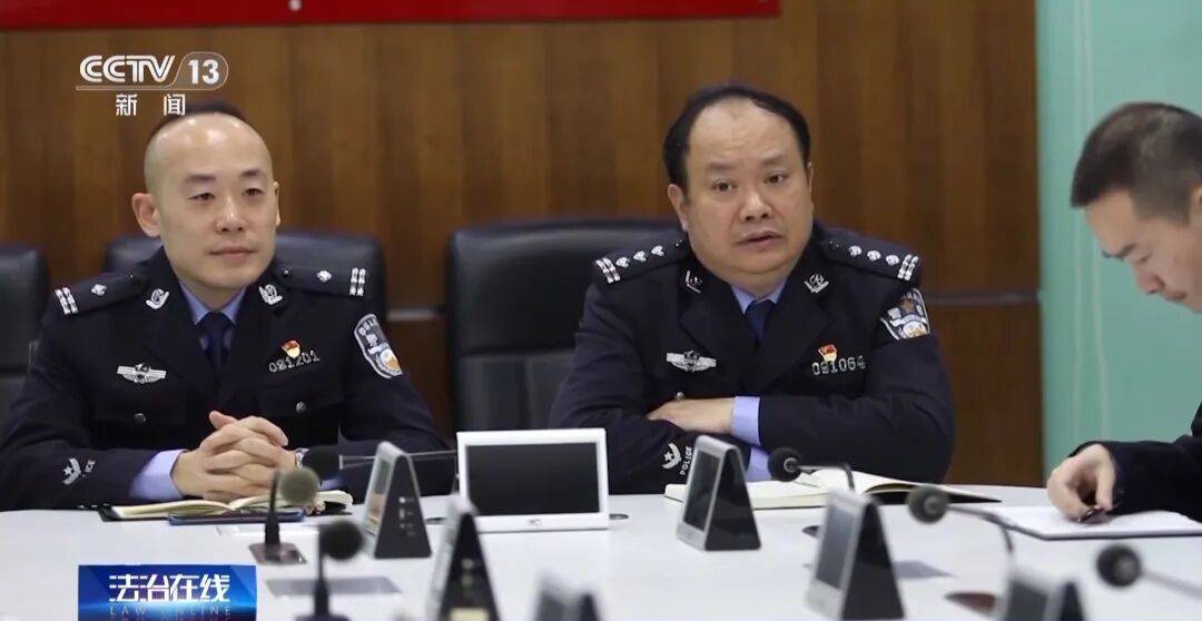 广州南站<strong></p>
<p>cast币是虚拟货币吗</strong>，一男子频繁“上厕所”，被警方盯上