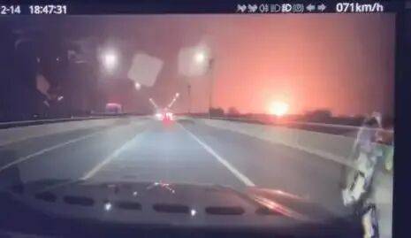 河南偃师一工厂疑发生爆炸<strong></p>
<p>虚拟币CP</strong>,当地回应:再生资源公司发生火情,现场明火已扑灭,无伤亡