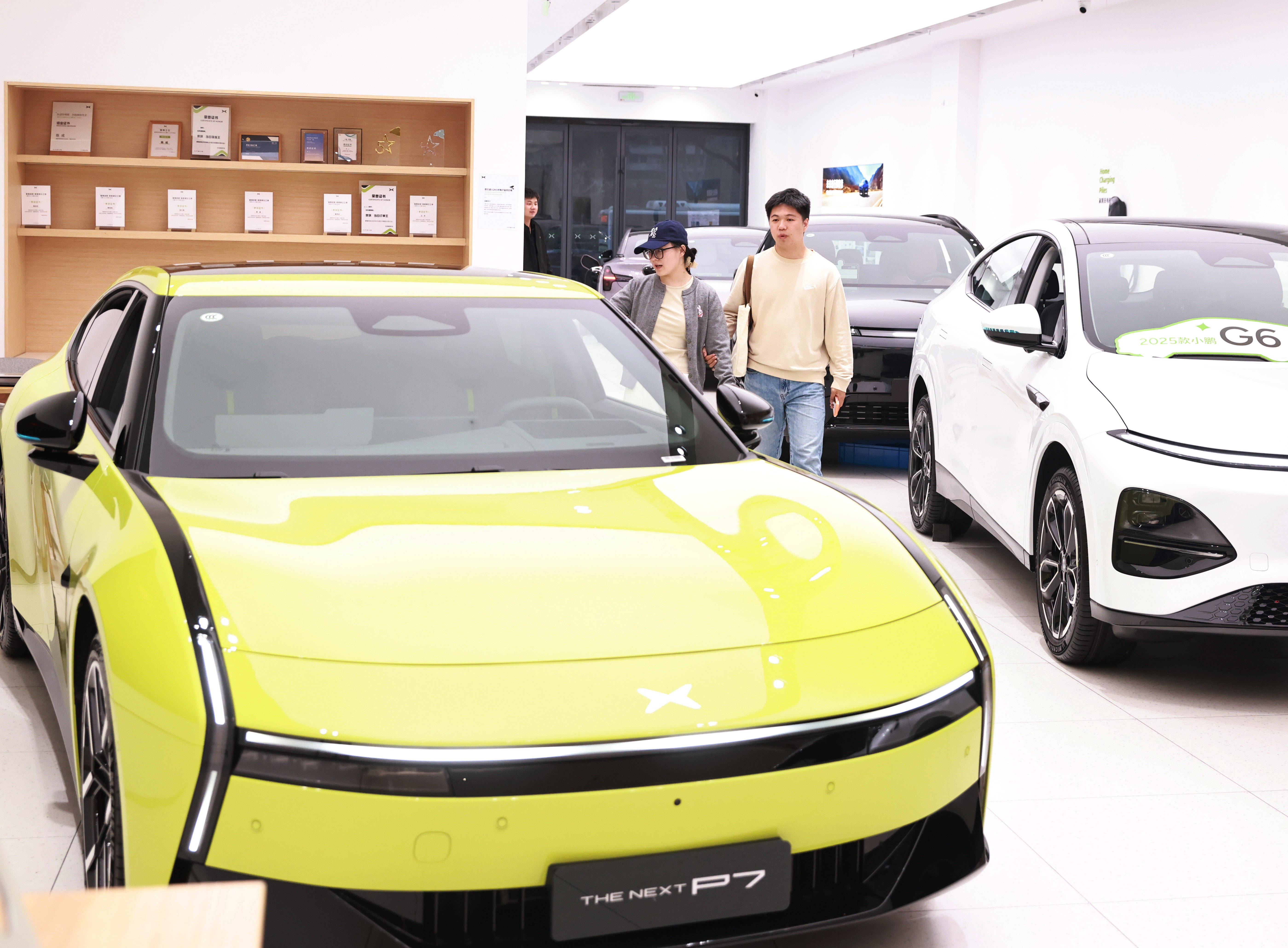 新华全媒头条丨锚定新目标 奋力开新局——2025年中央经济工作会议侧记