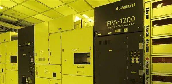 1.4nm制程<strong></p>
<p>虚拟币global</strong>！纳米压印技术突破